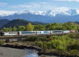 उत्तराखंड की खूबसूरत वादियों में बहुत जल्द सुनाई देगी रेल की छुक-छुक की आवाज़,त्रिवेंद्र सरकार ने ऋषिकेश-कर्णप्रयाग रेल लाइन निर्माण में तेजी लाने के दिए निर्देश