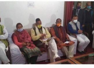 अल्मोड़ा पहुंचे मुख्यमंत्री त्रिवेन्द्र रावत ने की जिला विकास प्राधिकरण स्थगित करने की घोषणा