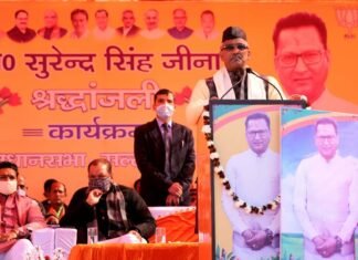 मुख्यमंत्री त्रिवेन्द्र रावत ने सल्ट में स्वर्गीय जीना दंपति को दी श्रद्धाजंलि,क्षेत्र के विकास के लिए कीं कई घोषणाएं