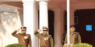 गणतंत्र दिवस पर डीजीपी उत्तराखंड ने पुलिस कर्मियों को किया सम्मानित,कहा पीड़ितों,महिलाओं,गरीब व कमजोर वर्ग के लोगों को सुरक्षा और न्याय दिलाना हमारा कर्तव्य