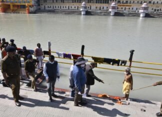 हरिद्वार कुंभःहरकी पैड़ी एवं अन्य प्रमुख स्नान घाटों से हटेंगे भिखारी अपर मेलाधिकारी ने अधिकारियों को दिए निर्देश