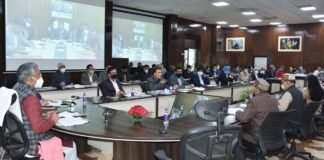 मुख्यमंत्री त्रिवेन्द्र रावत ने पिथौरागढ़,बागेश्वर एवं चंपावत जिलों की घोषणाओं की समीक्षा