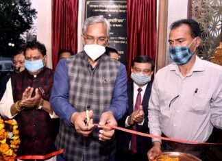 उत्तराखंड के हथकरघा एवं हस्तशिल्प उत्पाद अब दिल्ली में भी होंगे उपलब्ध,उत्तराखंड सदन दिल्ली में मुख्यमंत्री ने किया ‘हिमाद्रि एम्पोरियम’ का उद्घाटन