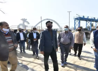 मेलाधिकारी दीपक रावत ने लिया महाकुम्भ की व्यवस्थाओं की तैयारियों का जायजा,25 मार्च तक पूरा होगा पुनर्नवीनकीरण का कार्य