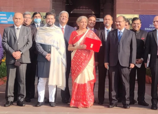 बजट में आधारभूत संरचना के विकास,रोजगार सृजन एवं गांवों और किसानों का ख्याल रखने के लिए मुख्यमंत्री त्रिवेंद्र रावत ने वित्त मंत्री को दिया धन्यवाद