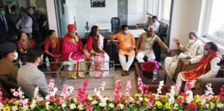 हरिद्वार पहुंचे मुख्यमंत्री रावत,कहा कुम्भ के आगामी शाही स्नानों को सकुशल सम्पन्न कराना हम सभी की जिम्मेदारी