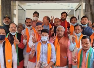 उत्तराखंड की सल्ट विधानसभा उपचुनाव के लिए बीजेपी-कांग्रेस के प्रत्याशियों ने किया नामांकन