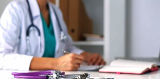 उत्तराखंड में होंगी 403 डाक्टरों और 2600 नर्सों की भर्ती,तीन मेडिकल कालेजों में जल्द शुरू होगा काम-तीरथ सिंह रावत