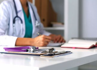 उत्तराखंड में होंगी 403 डाक्टरों और 2600 नर्सों की भर्ती,तीन मेडिकल कालेजों में जल्द शुरू होगा काम-तीरथ सिंह रावत