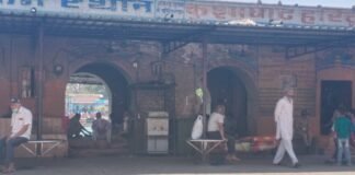 अगर आप भी जानना चाहते है,सैकड़ों साल पुरानी अपनी वंशावली के बारे में,तो पहुंचे हरिद्वार,यहां पंडो के सैकड़ो साल पुराने बहिखाते आज भी मात देते है गूगल को