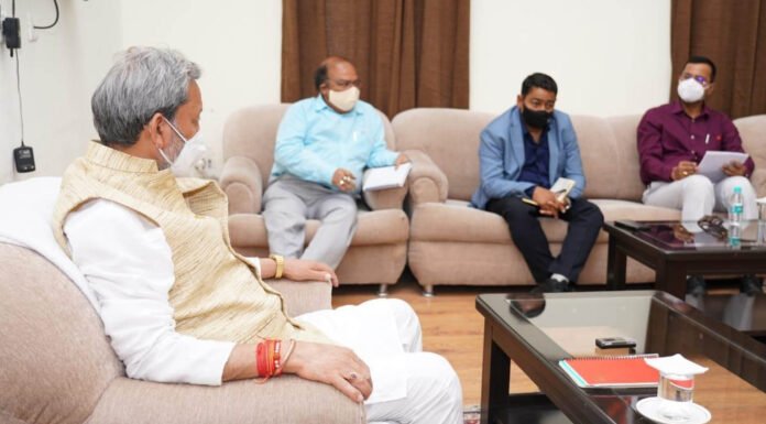 उत्तराखंड में कोविड-19 की स्थिति पर आपात बैठकः-शादियों में लोगों की संख्या 200 से घटाकर 100 हुई,मास्क न पहनने वालों लगगे पांच सौ रूपये का जुर्माना