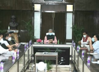 उत्तराखंड में कालाबाजारी करने वालों के कड़ी कार्रवाई करने के निर्देश