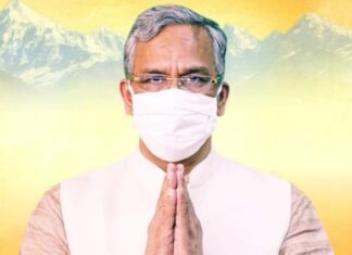 पूर्व मुख्यमंत्री त्रिवेंद्र रावत ने जरूरतमंदों के लिए गुजरात के सेवाभावी मित्र के प्रयासों से मंगवाए 25 ऑक्सीजन सिलेंडर