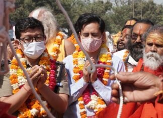 कुंभ में स्थापित हुई श्री पंचायती बड़ा उदासीन अखाड़ा निर्वाण की धर्मध्वजा