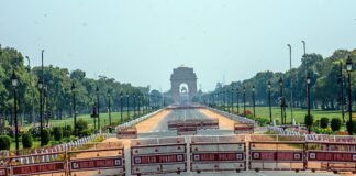 क्या फिर से पूर्ण लॉकडाउन की तरफ बढ़ रहा है देश !