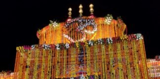 वेदऋचाओं के उद्घोष के साथ ब्रह्ममुहुर्त में खुले विश्व प्रसिद्ध श्री बद्रीनाथ धाम के कपाट