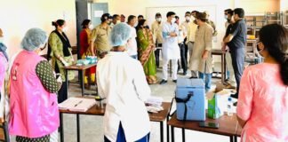 विधायक संजीव आर्य ने किया सीएचसी कोटाबाग एवं वैक्सीनेशन सेंटर का निरीक्षण