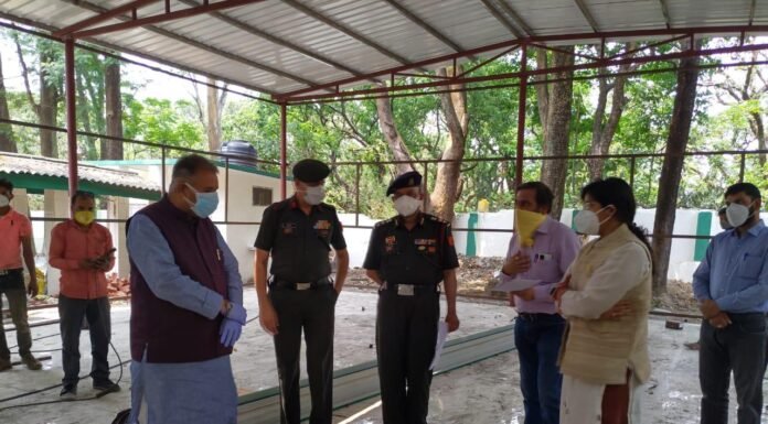 कैबिनेट मंत्री गणेश जोशी ने किया छावनी परिषद स्थित निमार्णाधीन कोविड अस्पताल का निरीक्षण
