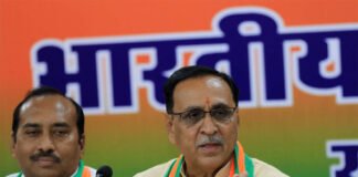 उत्तराखंड को ऑक्सीजन सिलेंडर देगा गुजरात,सीएम रावत ने सीएम विजय रूपाणी से किया था आग्रह