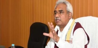 उत्तराखंड भाजपा अध्यक्ष मदन कौशिक ने कंट्रोल रूम प्रभारियों से ली पीड़ितों की समस्यों के समाधान के लिए उठाए गए कदमों की जानकारी