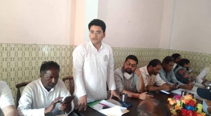 टिहरी जिले के कांग्रेस कोऑर्डिनेटर बनाए जाने पर राहुल चौहान का घनसाली में कार्यकर्ताओं ने किया भव्य स्वागत