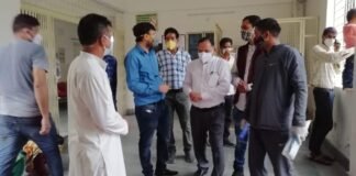 अनुसूचित जाति आयोग के उपाध्यक्ष राज्य मंत्री पी.सी.गोरखा ने किया स्वास्थ्य केन्द्र गरमपानी एवं अपुण बाजार में बनाये गये कोरोना टीकाकरण केन्द्र का निरीक्षण