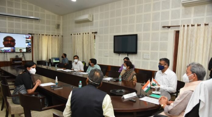 उत्तराखंड में कोरोना की संभावित तीसरी लहर से निपटने की तैयारी,सीएम रावत ने राज्य के 05 अस्पतालों में ऑक्सीजन जनरेशन प्लांट एवं ऑक्सीजन प्लांट का किया लोकार्पण