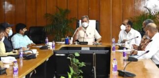 ऋषिकेश-कर्णप्रयाग रेल लाईन के कार्यों में तेजी लाने के लिए सीएम रावत ने रेल विकास निगम के अधिकारियों को दिए निर्देश