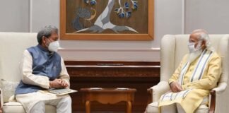 मुख्यमंत्री तीरथ रावत ने प्रधानमंत्री नरेंद्र मोदी से की भेंट,समस्त भारतीयों का मुफ्त कोरोना टीकाकरण एवं 80 करोड़ लोगों को मुफ़्त अनाज देने के लिए व्यक्त किया आभार