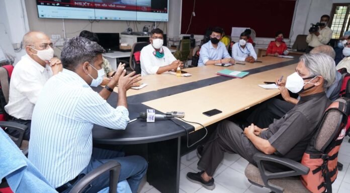 सचिव आपदा प्रबन्धन ने किया विभिन्न समाचार एजेंसियों के प्रतिनिधियों से संवाद कहा,आपदा की स्थिति में आम जनता तक पहुंचे सही जानकारी