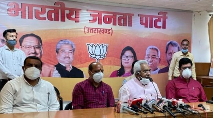 उत्तराखंड में हर जनपद में फ्रंट लाइन कोरोना वारियर को सम्मानित करेगी बीजेपीः-मदन कौशिक