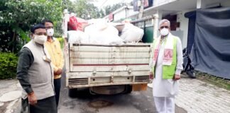 उत्तराखंड को कोरोना संक्रमण से बचाने के लिए पूर्व सीएम त्रिवेन्द्र रावत की एक और महत्वपूर्ण पहल,पौड़ी,रुद्रप्रयाग,चमोली और अल्मोड़ा के लिए रवाना की कोरोना बचाव सामग्री