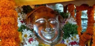 श्री बदरीनाथ धाम के क्षेत्रपाल श्री घंटाकर्ण महाराज जी मंदिर के कपाट खुले