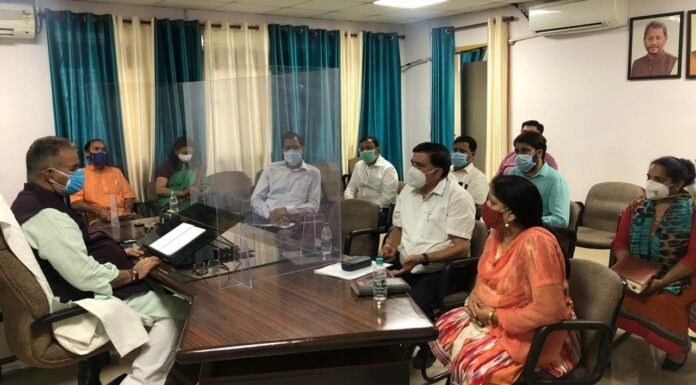 मसूरी में जल्द दूर होगी पेयजल और सीवरेज की समस्या,कैबिनेट मंत्री गणेश जोशी ने पेयजल अधिकारियों को दिए समस्याओं के निराकरण के आदेश