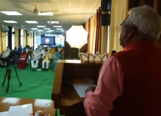 उत्तराखंड भाजपा प्रदेश अध्यक्ष मदन कौशिक का बड़ा बयान,देश में बनी वैक्सीन न लगाने वालों पर हो मुकदमा