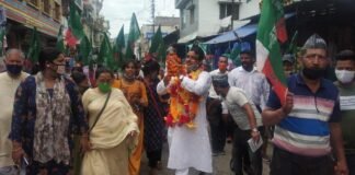 यूकेडी नेता मोहन काला ने अपने घास्यामहादेव कार्यालय से श्रीनगर शहरी क्षेत्र में किया जनसंपर्क