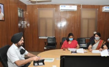 मुख्य सचिव डॉ.एस.एस.संधू ने की उत्तराखण्ड विकेन्द्रीकृत विकास परियोजना की उच्चाधिकार प्राप्त समिति के साथ की बैठक