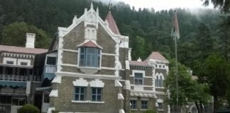 चारधाम यात्रा पर आगामी 18 अगस्त तक लगी रोक