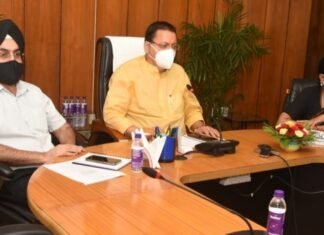 उत्तराखण्ड में चार जिलाधिकारी सहित दर्जनों आईएएस अफसरों के तबादले