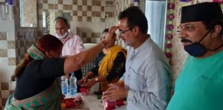 यूकेडी नेता मोहन काला ने रक्षाबंधन पर श्रीकोट में किया जनसंपर्क,बहनों ने राखी बांध कर 2022 में जीत के लिए दी शुभकामनाएं