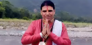 रक्षा बंधन विशेषः- मंत्र को पढ़कर ही आचार्य जन अपने यजमानों के हाथो मे बांधते हैं रक्षा सूत्र