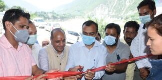 उत्तरकाशीः-चिन्यालीसौड़ में भाजपा के प्रदेश मीडिया प्रभारी मनवीर सिंह चौहान के सहयोग से फ्री कोचिंग सेन्टर की स्थापना