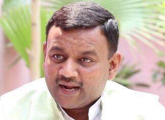 भाजपा ने रुड़की के मेयर गौरव गोयल को भेजा कारण बताओ नोटिस