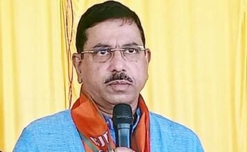 केन्द्रीय संसदीय कार्य मंत्री प्रह्लाद जोशी को उत्तराखंड चुनाव प्रभारी की जिम्मेदारी,धर्मेंद्र प्रधान को बनाया गया यूपी चुनाव प्रभारी