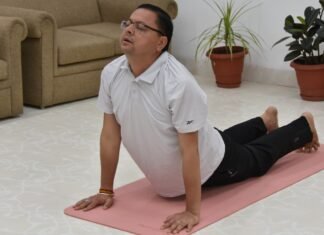 सूर्य देव की उपासना करने से व्यक्ति का शरीर रहता है निरोगी,घर में बना रहता है सुख-शांति का वास