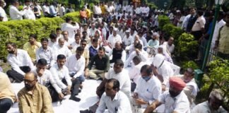 पूर्व सीएम हरीश रावत का भाजपा पर हमला कहा-केंद्र सरकार बाहुबल-धनबल से प्रजातंत्र को बता रही है धता