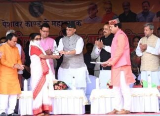 रक्षा मंत्री राजनाथ सिंह ने किया वीर चंद्र सिंह गढवाली की पुण्यतिथि पर उनकी प्रतिमा का अनावरण कहा,वीर चंद्र सिंह गढ़वाली सच्चे सैनिक