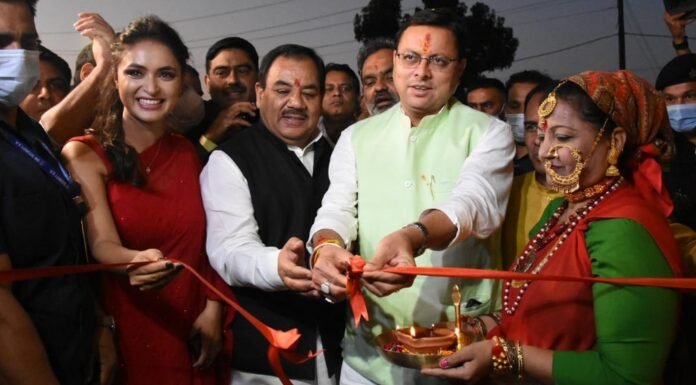 मुख्यमंत्री पुष्कर धामी ने किया महिला उत्थान एवं बाल कल्याण संस्था के येलो हिल्स स्टोर एवं रेस्टोरेंट का उद्घाटन