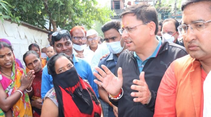 उत्तराखंड में अतिवृष्टि से प्रभावित क्षेत्रों में पहुंच पीड़ितों से मिले सीएम पुष्कर धामी,त्वरित फैसले,कड़क मॉनिटरिंग से आपदा प्रभावितो को मिली राहत
