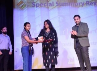 मुख्य निर्वाचन अधिकारी सौजन्या ने किया यूथ वोटर फेस्टिवल के तहत छात्र छात्राओं से संवाद